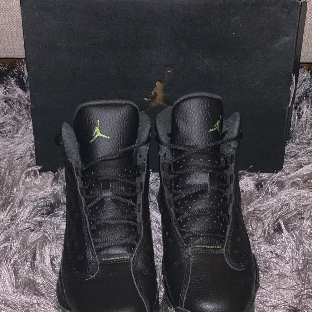 Jordan 13 Retro Altitude - Picture 2 of 5